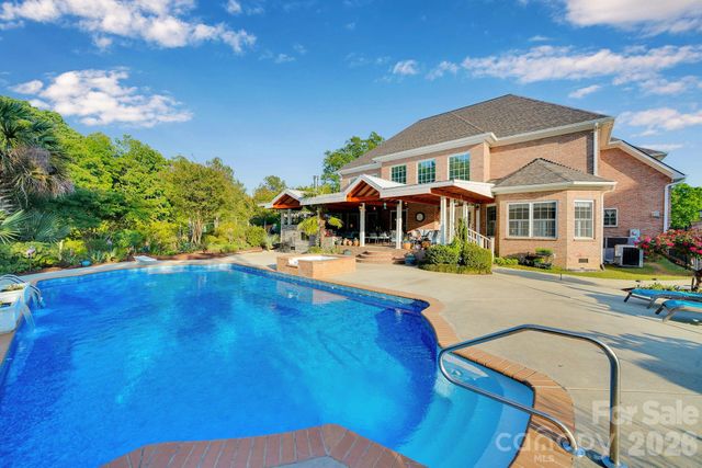 1171 Hilldale Drive, Lancaster, SC 29720