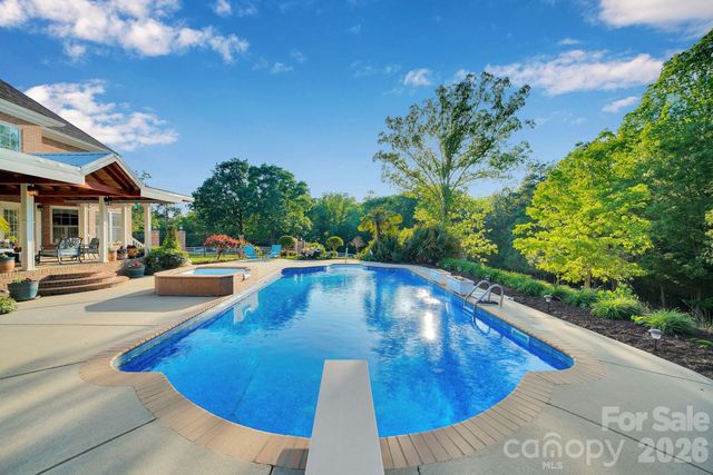 1171 Hilldale Drive, Lancaster, SC 29720