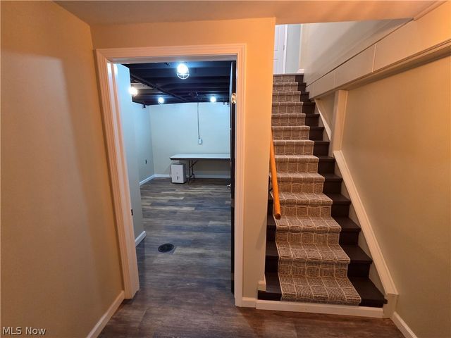 1075 NE River Road, Lake Milton, OH 44429