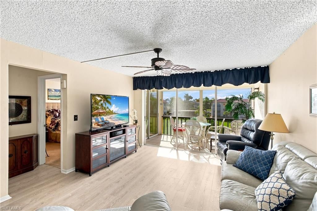 1087 Forest Lakes DR 302, NAPLES, FL 34105 — photo 3