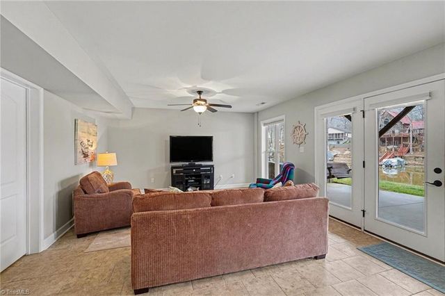 1901 Warf Road, Lexington, NC 27292