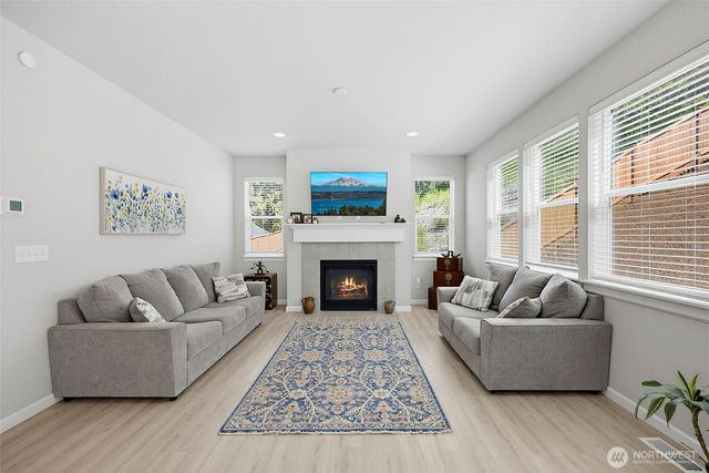 12836 Jammer Place NW, Silverdale, WA 98383