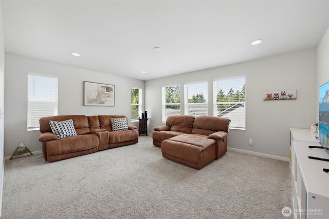 12836 Jammer Place NW, Silverdale, WA 98383