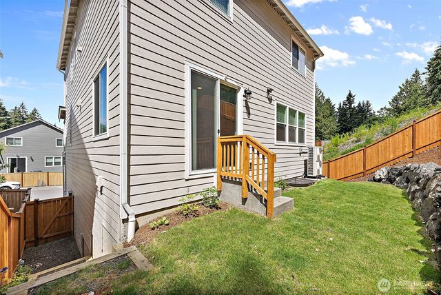 12836 Jammer Place NW, Silverdale, WA 98383