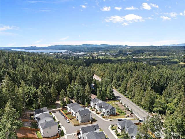 12836 Jammer Place NW, Silverdale, WA 98383