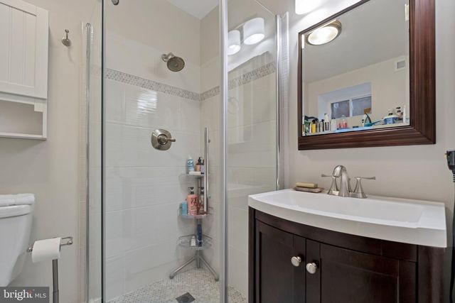 3043 S ABINGDON ST, Arlington, VA 22206