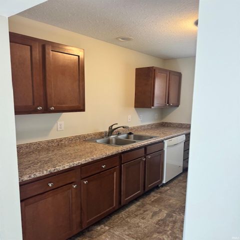 1221 W Green Tree Lane, Bloomington, IN 47403