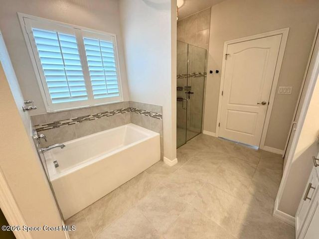 2412 Carrick Street NW, Palm Bay, FL 32907