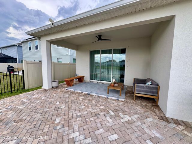 2412 Carrick Street NW, Palm Bay, FL 32907