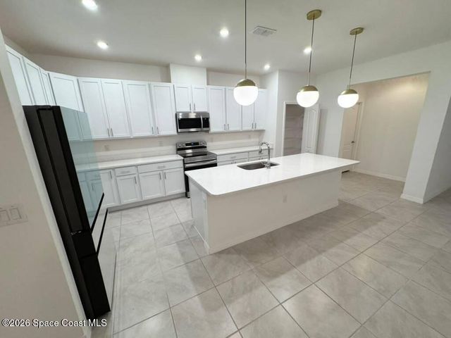 2412 Carrick Street NW, Palm Bay, FL 32907