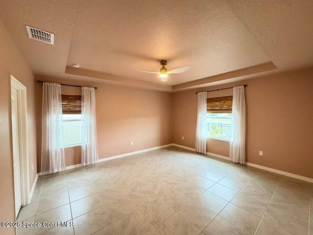2412 Carrick Street NW, Palm Bay, FL 32907