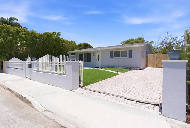 715 Green Street, West Palm Beach, FL 33405