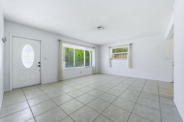 715 Green Street, West Palm Beach, FL 33405