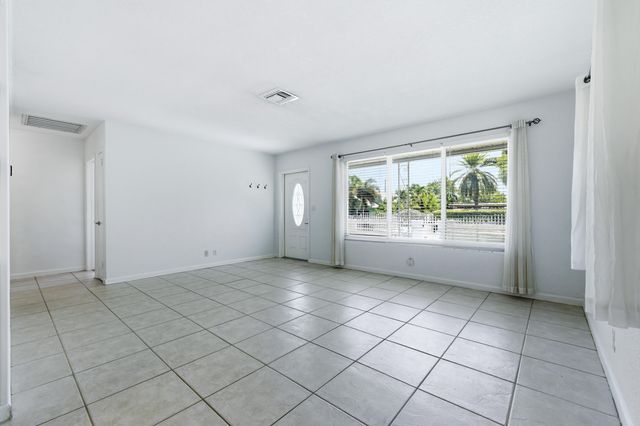 715 Green Street, West Palm Beach, FL 33405