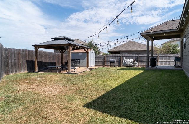 8002 Glasgow, San Antonio, TX 78223