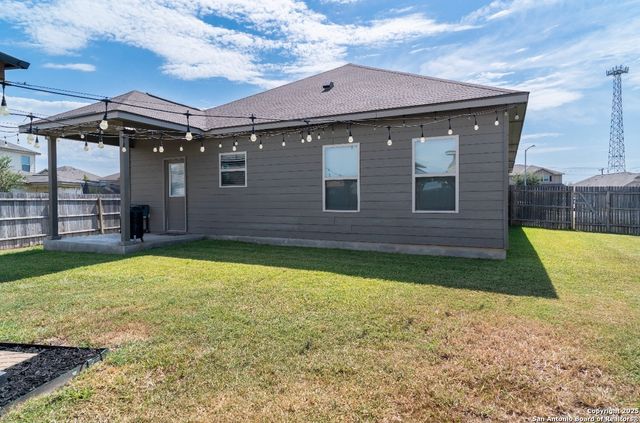 8002 Glasgow, San Antonio, TX 78223