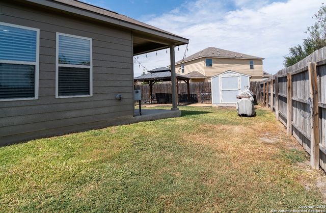 8002 Glasgow, San Antonio, TX 78223