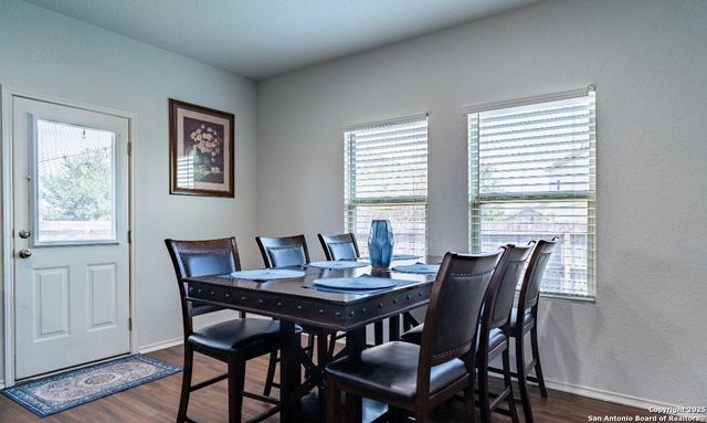 8002 Glasgow, San Antonio, TX 78223