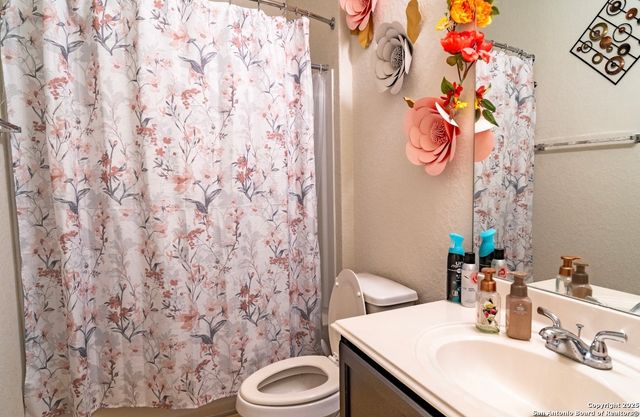 8002 Glasgow, San Antonio, TX 78223