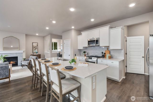 4030 80th Avenue NE, Marysville, WA 98270