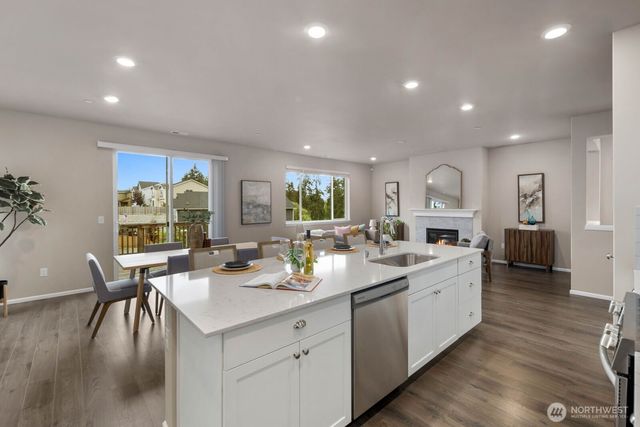 4030 80th Avenue NE, Marysville, WA 98270