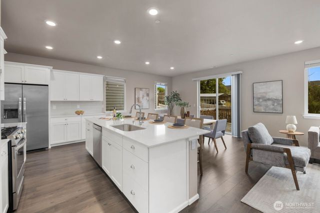4030 80th Avenue NE, Marysville, WA 98270