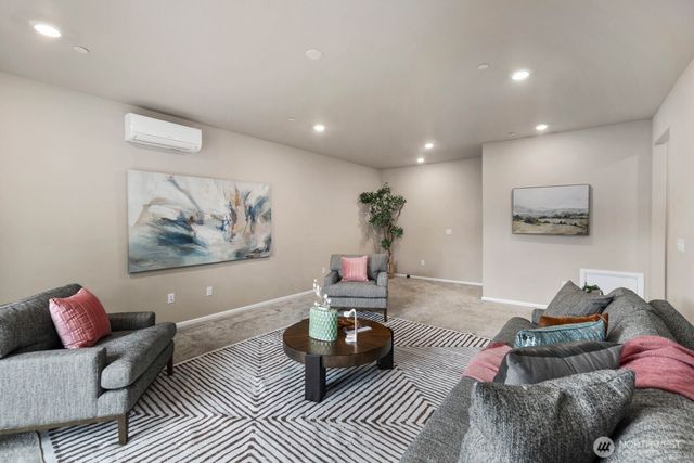 4030 80th Avenue NE, Marysville, WA 98270
