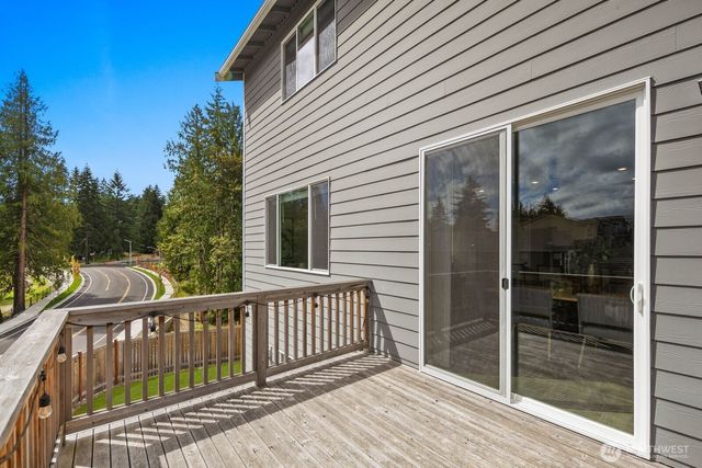 4030 80th Avenue NE, Marysville, WA 98270