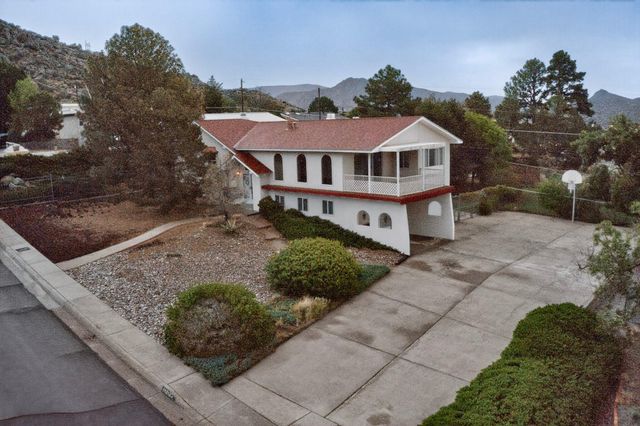 14316 Piedras Road NE, Albuquerque, NM 87123