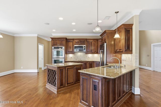 307 Jarret Bay Court SE, Bolivia, NC 28422