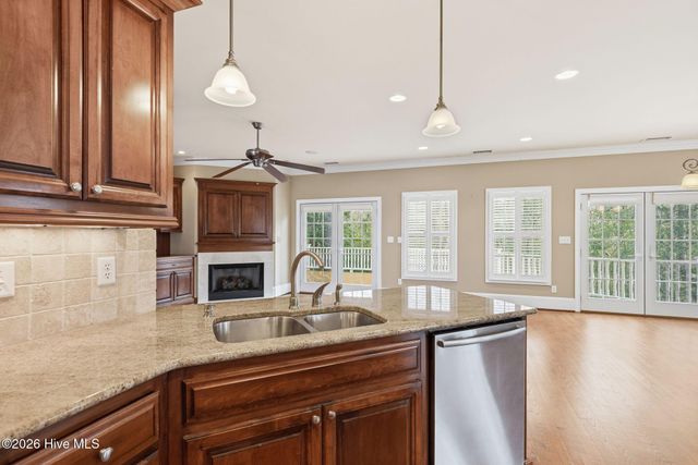 307 Jarret Bay Court SE, Bolivia, NC 28422