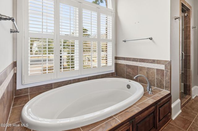 307 Jarret Bay Court SE, Bolivia, NC 28422