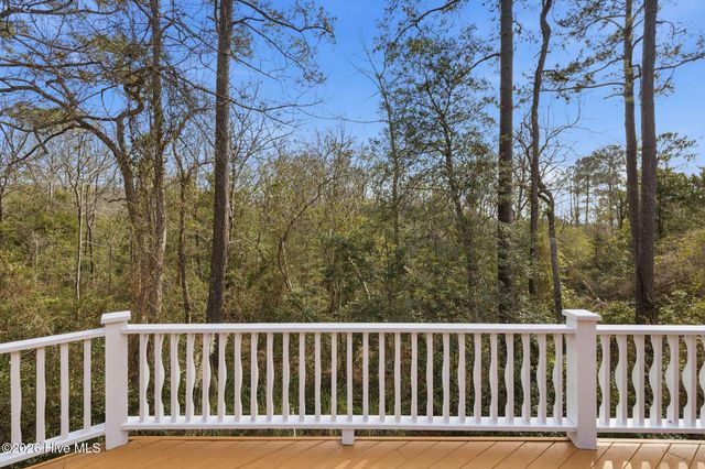 307 Jarret Bay Court SE, Bolivia, NC 28422