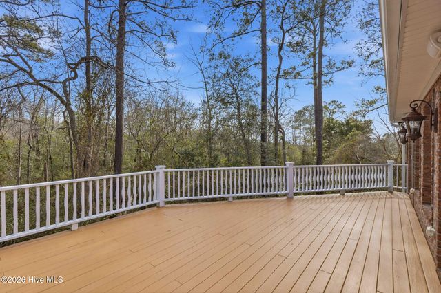 307 Jarret Bay Court SE, Bolivia, NC 28422
