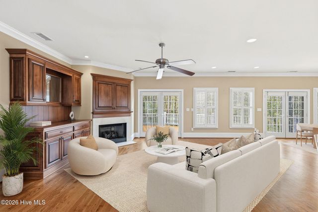 307 Jarret Bay Court SE, Bolivia, NC 28422