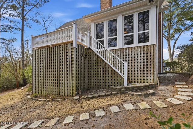 307 Jarret Bay Court SE, Bolivia, NC 28422