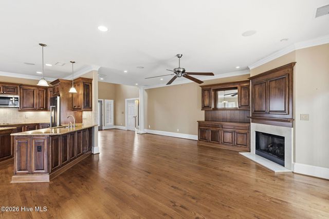 307 Jarret Bay Court SE, Bolivia, NC 28422