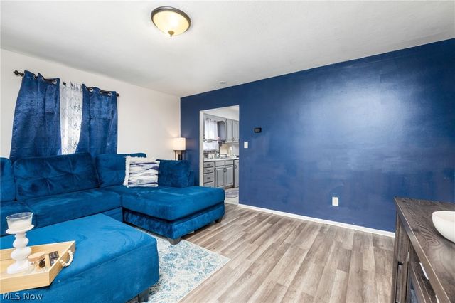 15806 Eleanore Drive, Cleveland, OH 44135