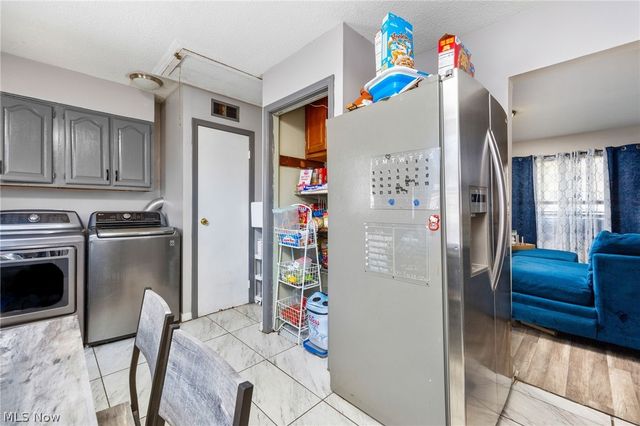 15806 Eleanore Drive, Cleveland, OH 44135