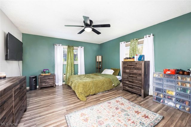 15806 Eleanore Drive, Cleveland, OH 44135