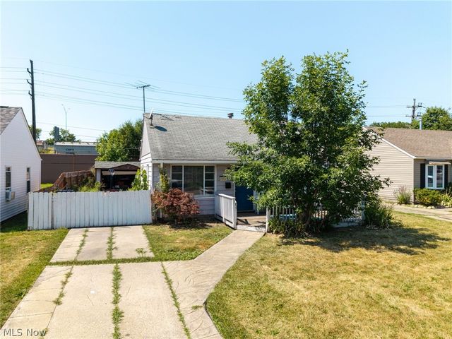 15806 Eleanore Drive, Cleveland, OH 44135