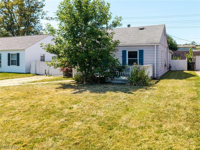 15806 Eleanore Drive, Cleveland, OH 44135