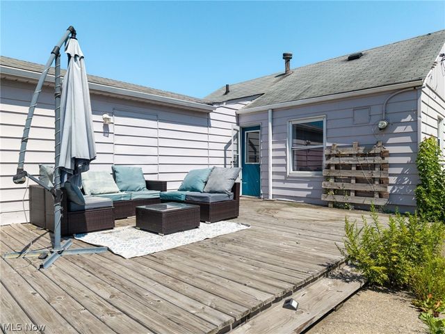 15806 Eleanore Drive, Cleveland, OH 44135