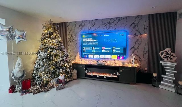 3672 NE 167th St, North Miami Beach, FL 33160