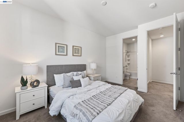 3986 Pino Grande Rd, Dublin, CA 94568