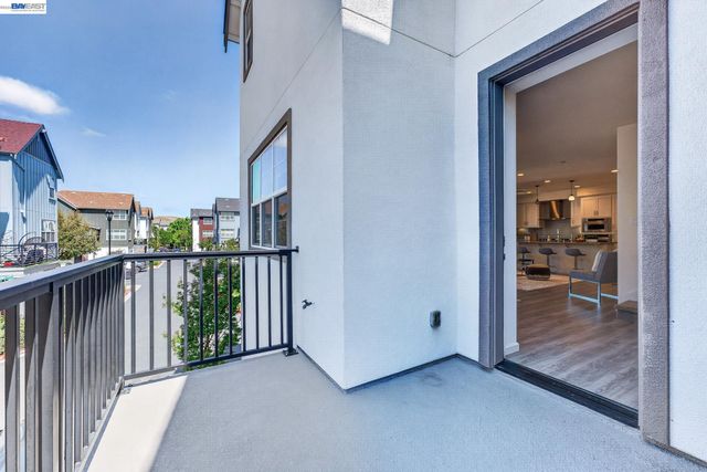 3986 Pino Grande Rd, Dublin, CA 94568