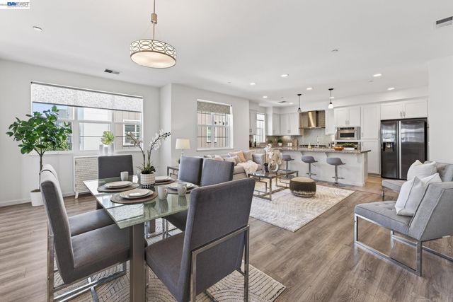 3986 Pino Grande Rd, Dublin, CA 94568