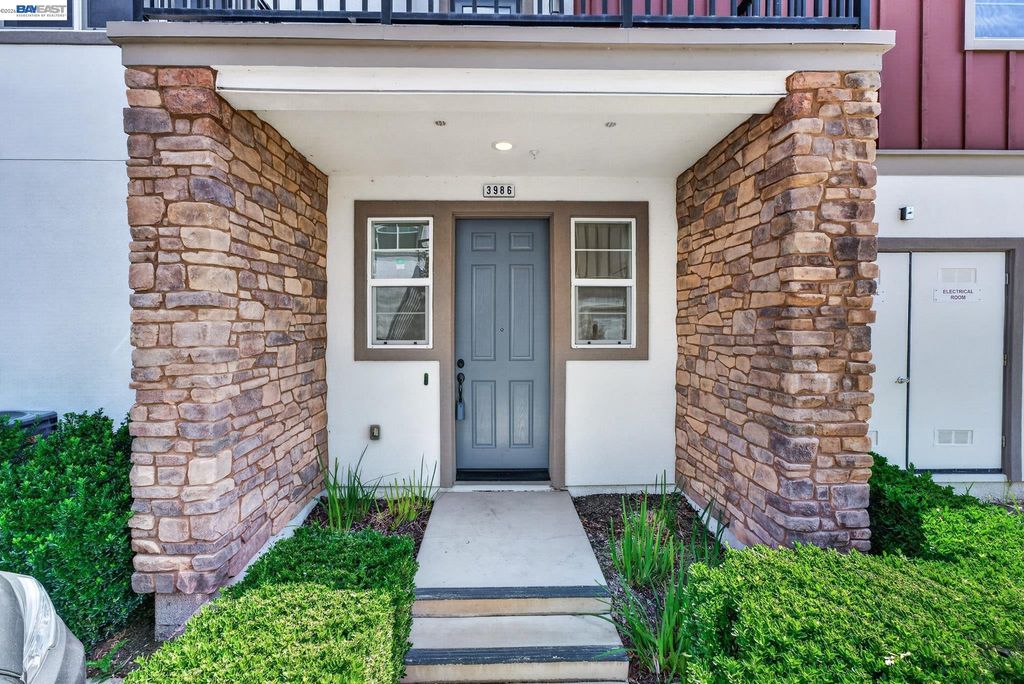 3986 Pino Grande Rd, Dublin, CA 94568