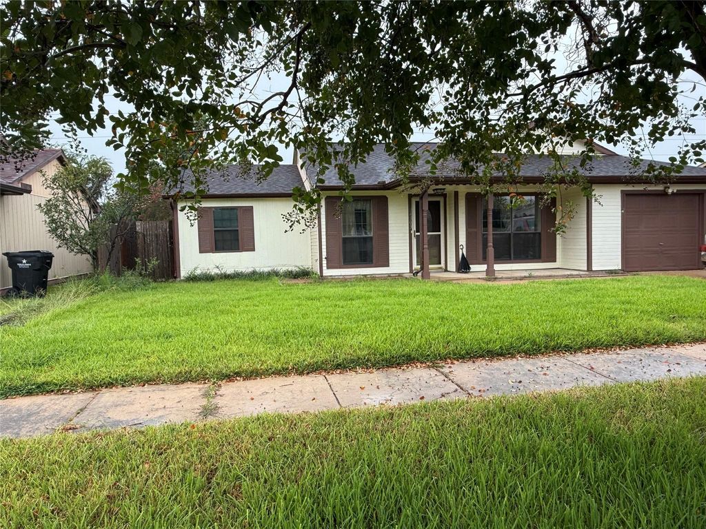 24303 Four Sixes Lane, Hockley, TX 77447