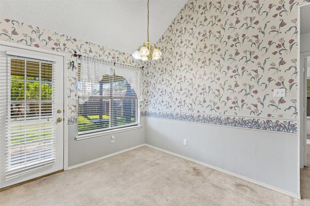 664 Parkridge Boulevard, Burleson, TX 76028